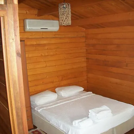 Kriss Hotel