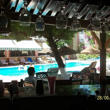 Kriss Hotel