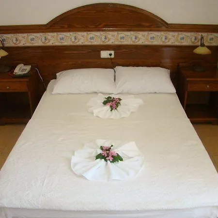 Kriss Hotel