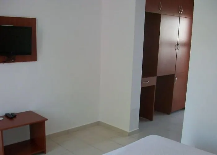 Kriss Hotel