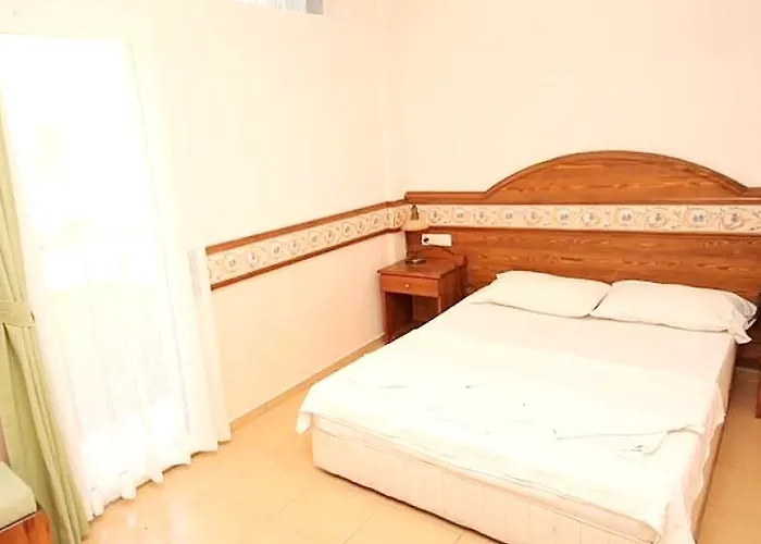 Kriss Hotel