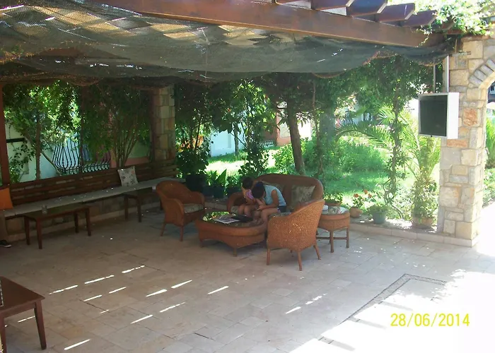 Hotel Kriss 3*