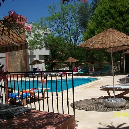 Kriss Hotel